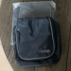 Mary Kay MKMen Black Toiletry Bag set 2
